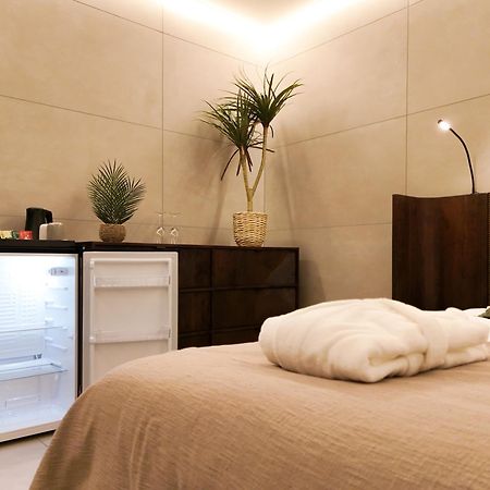 Hike & Bike Hotel Noordwolde  ภายนอก รูปภาพ