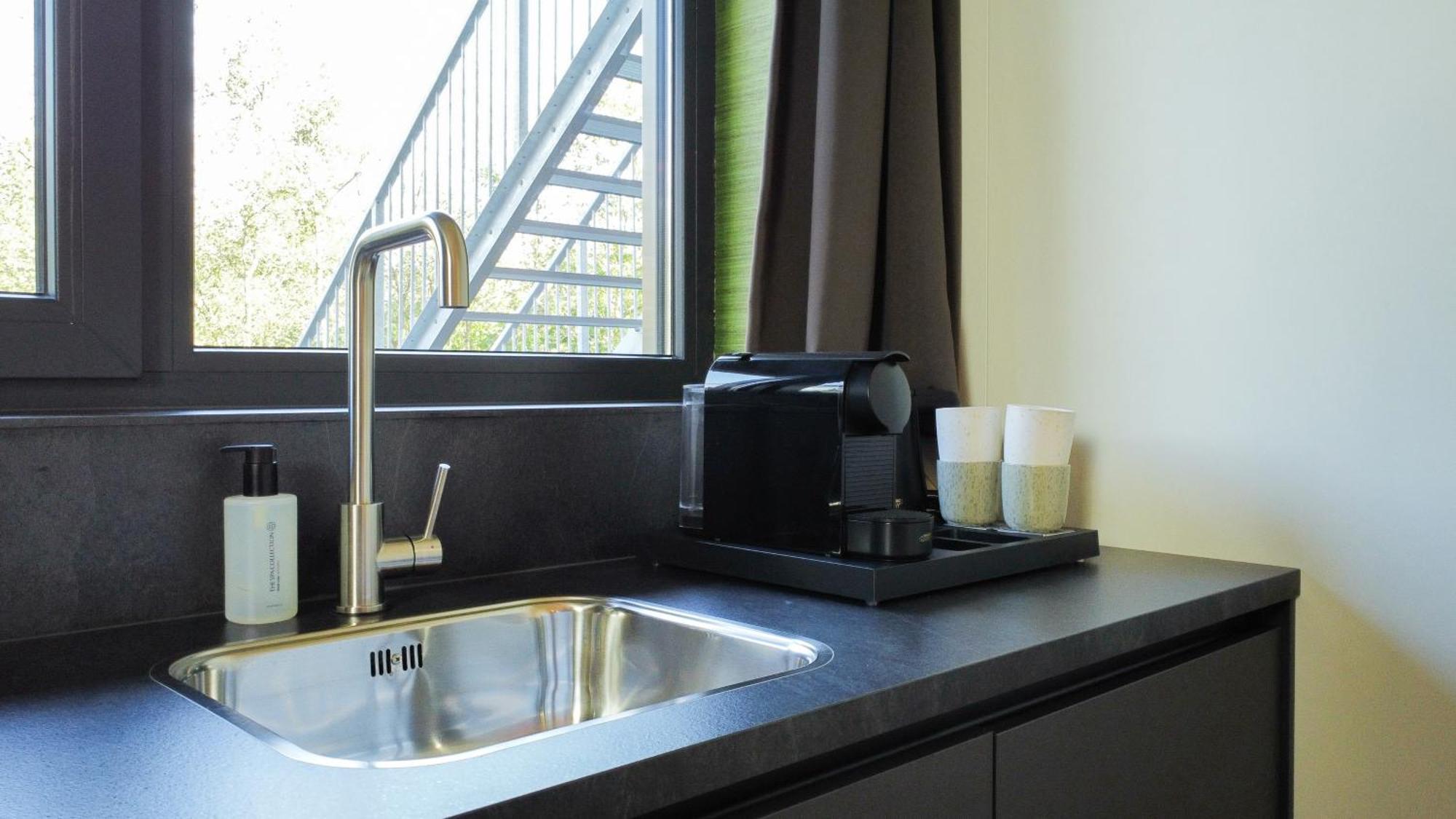 Hike & Bike Hotel Noordwolde  ภายนอก รูปภาพ